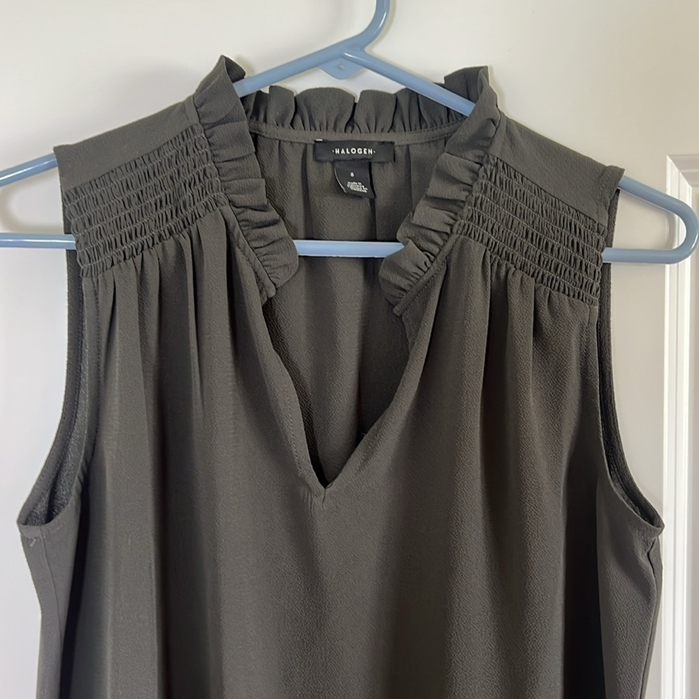 Halogen Size Small Sleeveless Army Green V-neck Blouse - Picture 2 of 7